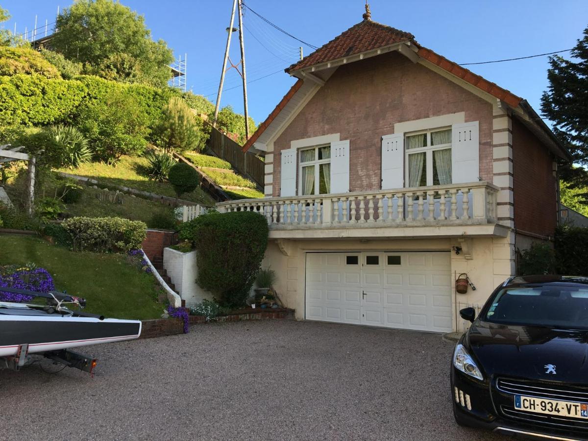 Villa Les Carlins Houlgate Exterior photo